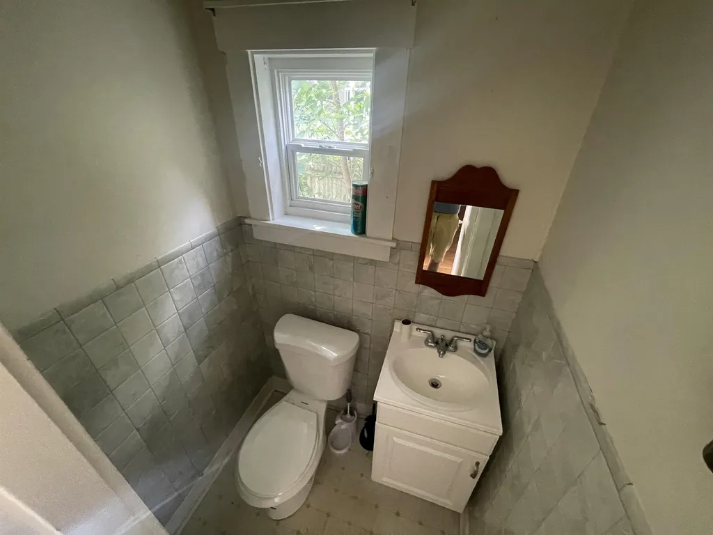 4-8 Maple Street Rochester NH 03867