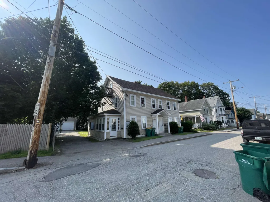 4-8 Maple Street Rochester NH 03867