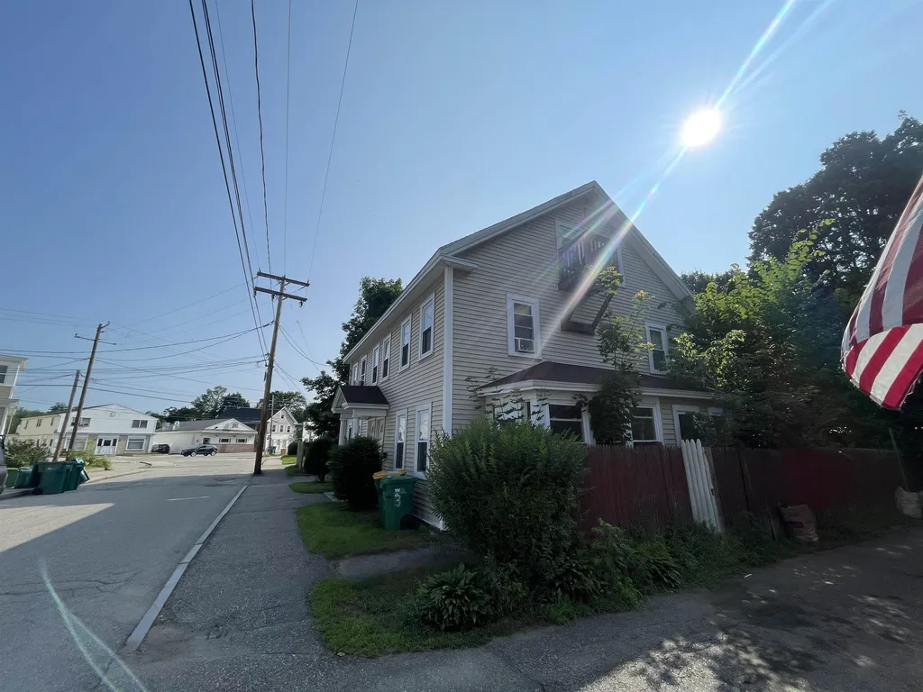 4-8 Maple Street Rochester NH 03867