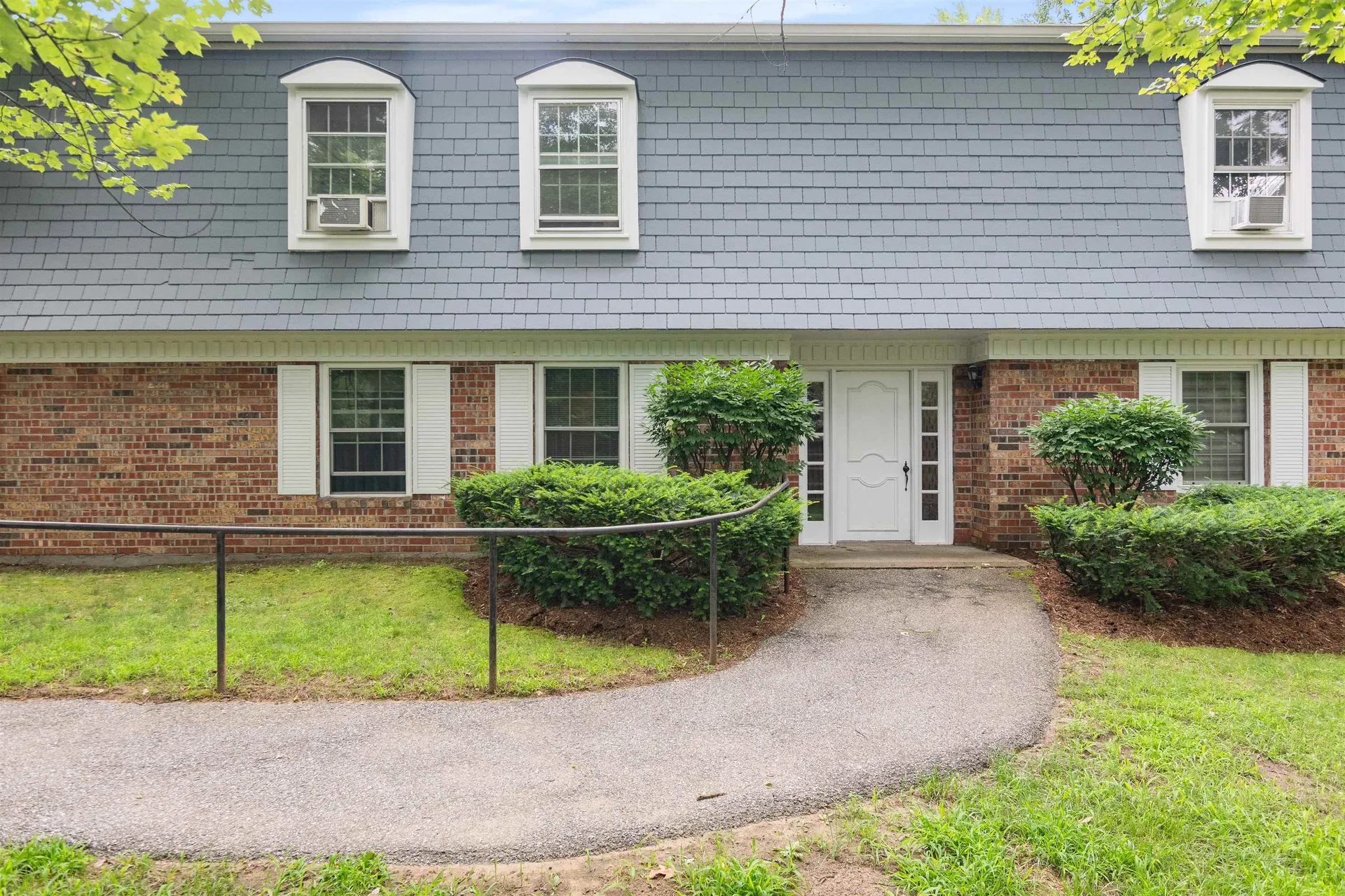 125 Kennedy Drive South Burlington VT 05403