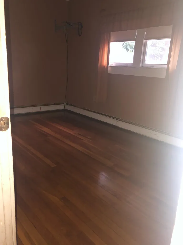 552 Arah Street Hooksett NH 03106
