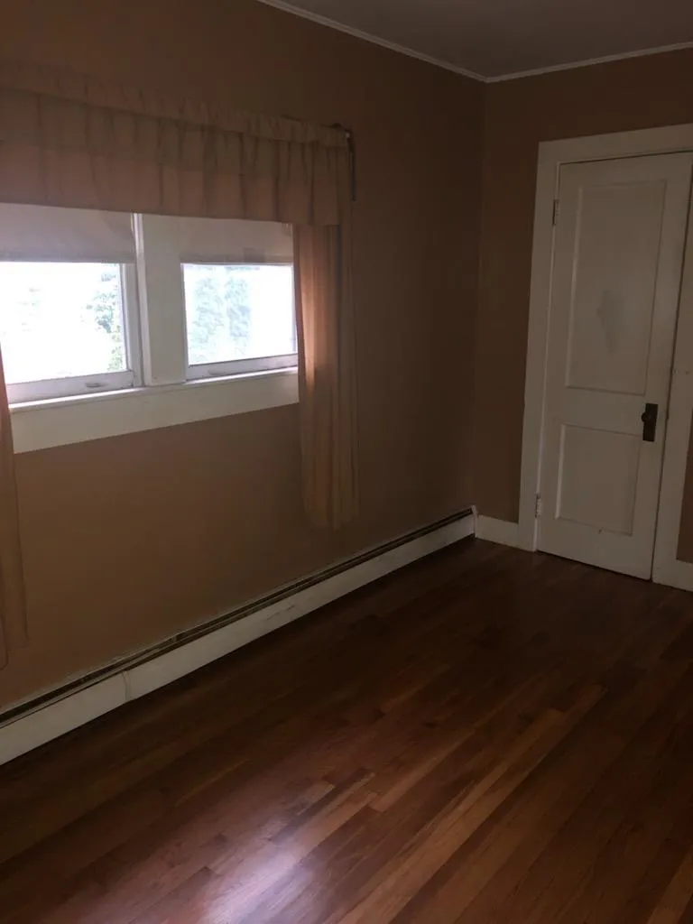 552 Arah Street Hooksett NH 03106
