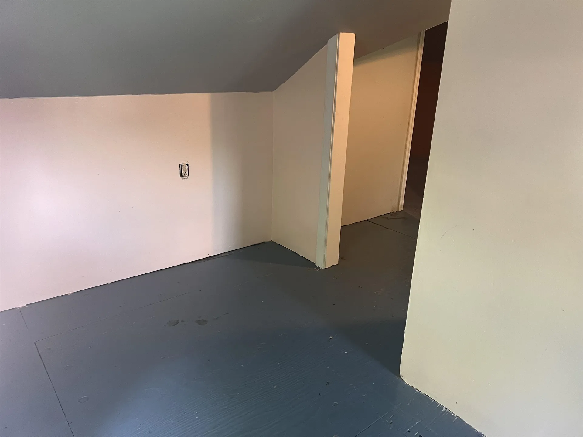 552 Arah Street Hooksett NH 03106