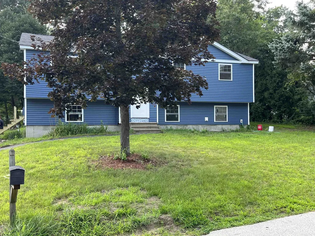9 Redwing Road Concord NH 03301