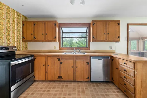 71 Prospect Hill Road Sunapee NH 03782