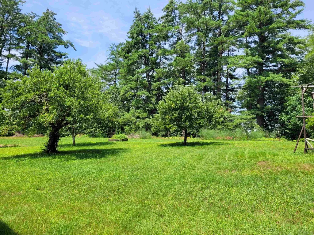 20 Skinner Street Claremont NH 03743