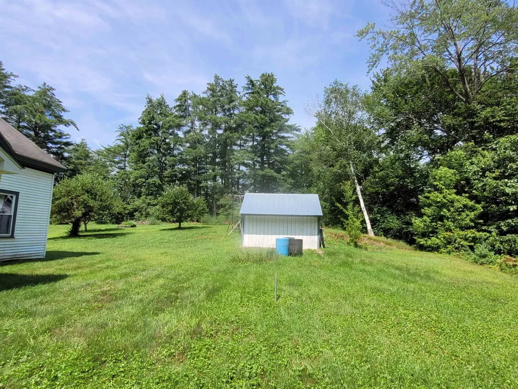 20 Skinner Street Claremont NH 03743