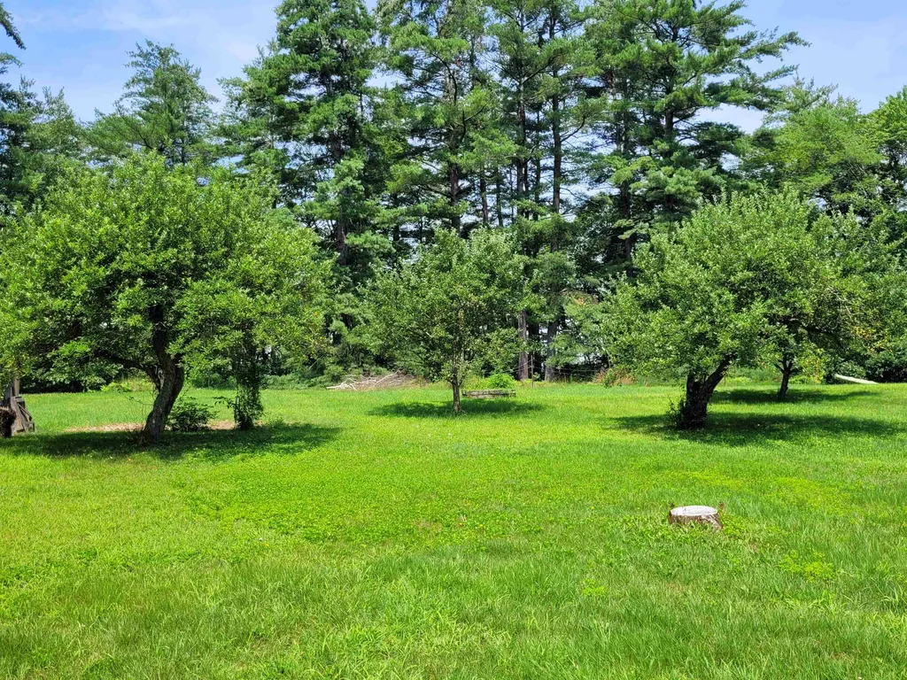 20 Skinner Street Claremont NH 03743