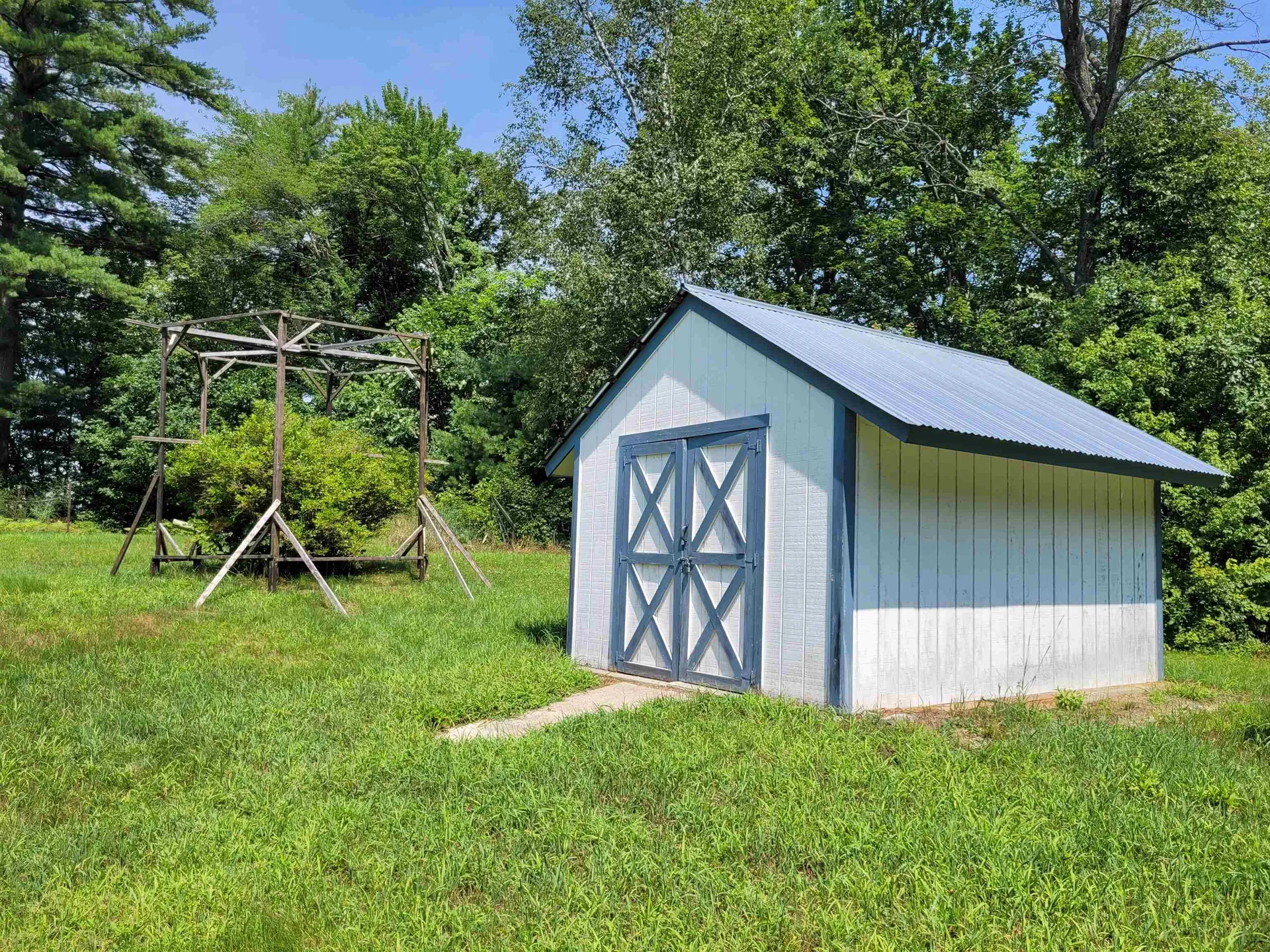20 Skinner Street Claremont NH 03743
