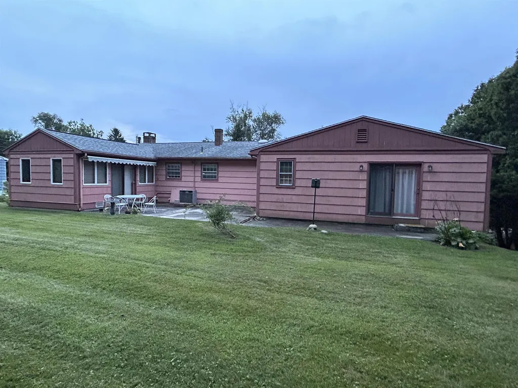 4 Pleasant View Drive Exeter NH 03833