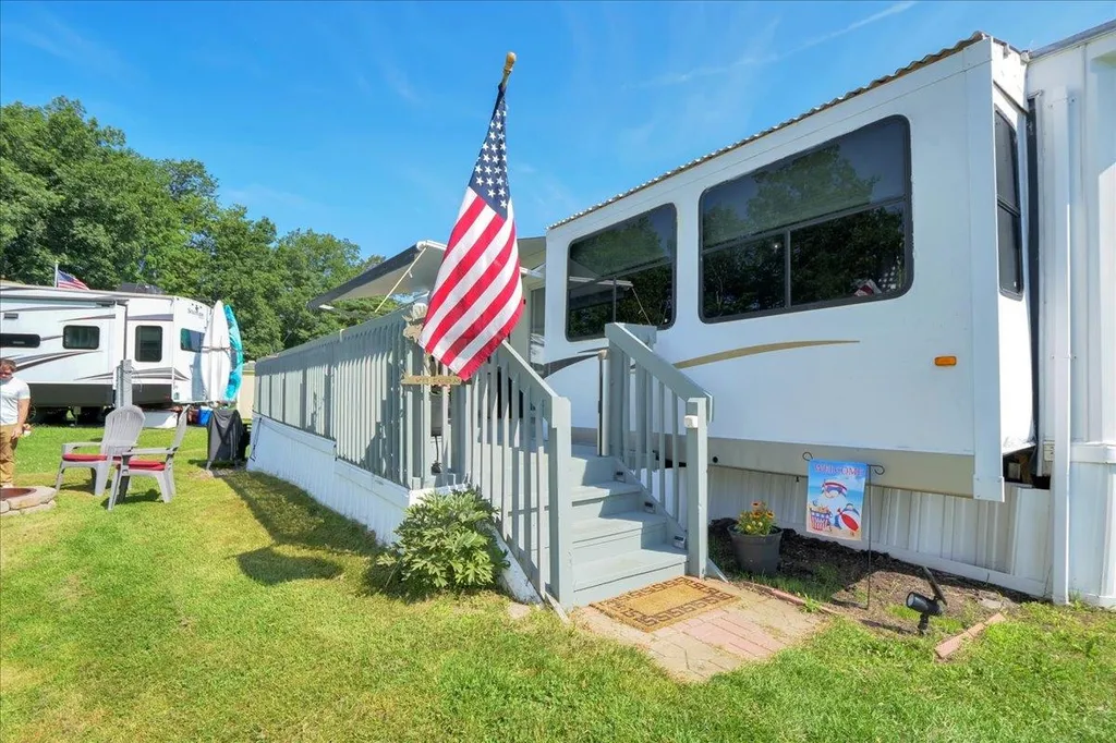 3 Driftwood Lane South Hero VT 05486