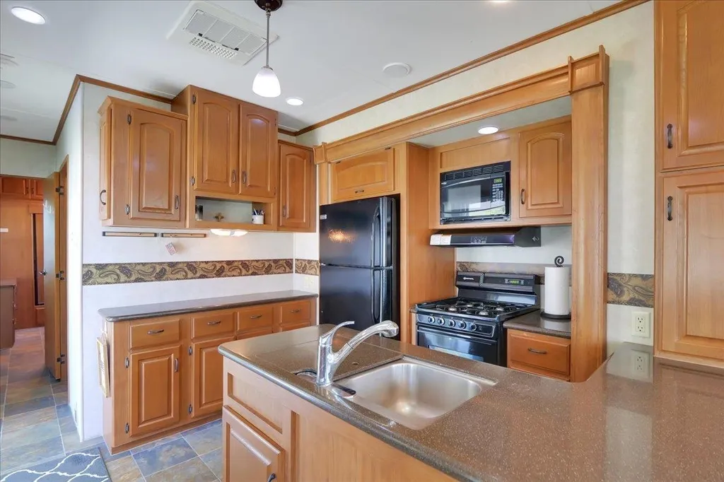 3 Driftwood Lane South Hero VT 05486