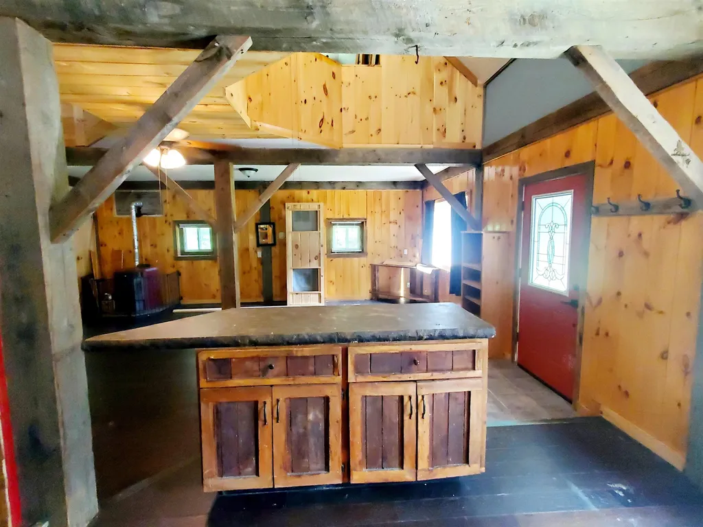 6 Nick's Lane Canaan NH 03741