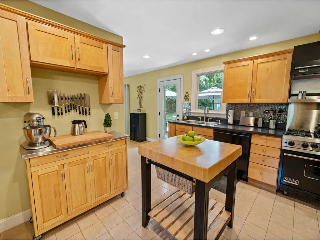 73 Birchcliff Parkway Burlington VT 05401