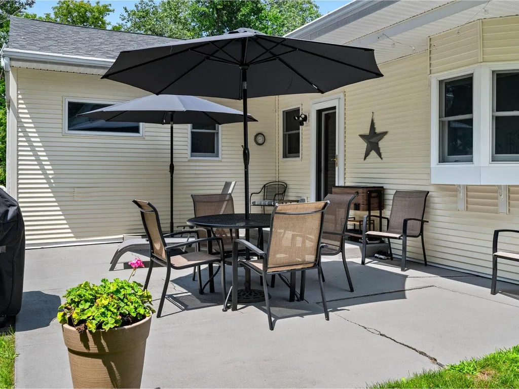 73 Birchcliff Parkway Burlington VT 05401