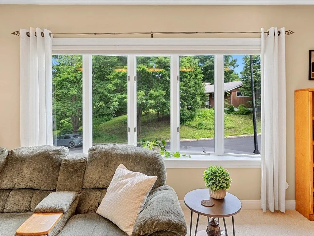 73 Birchcliff Parkway Burlington VT 05401
