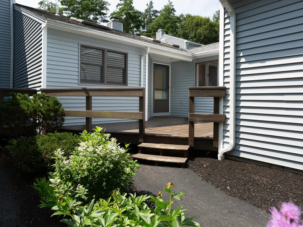 9 Bucks Hill Road Durham NH 03824
