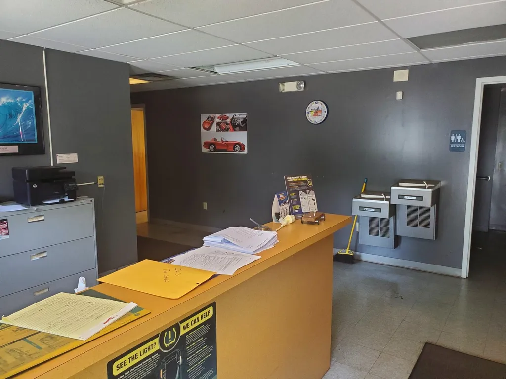 125 Faltin Drive Manchester NH 03103