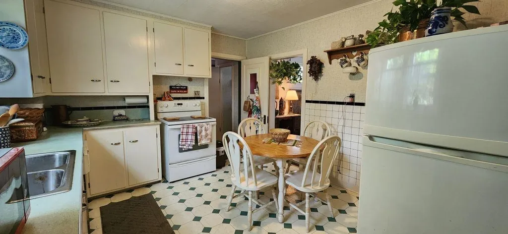 182 Madison Avenue Berlin NH 03570