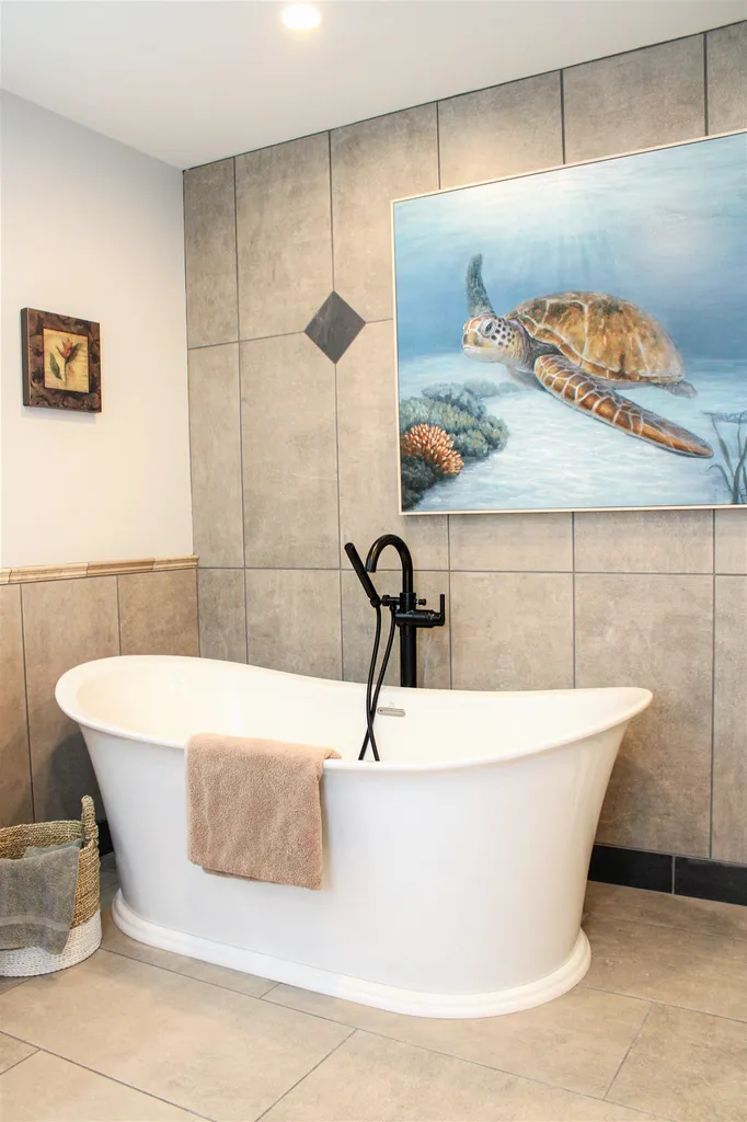 41 Burnham Road Windham NH 03087