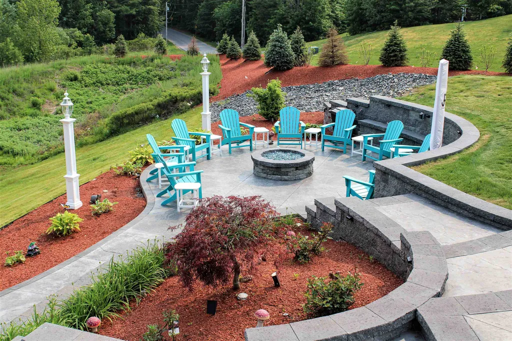 41 Burnham Road Windham NH 03087