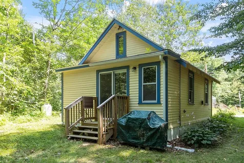 7 Lake Shore Drive Barnstead NH 03225