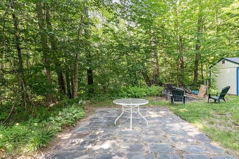 7 Lake Shore Drive Barnstead NH 03225