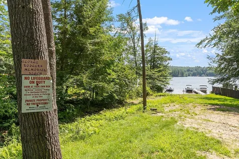 7 Lake Shore Drive Barnstead NH 03225
