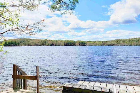 7 Lake Shore Drive Barnstead NH 03225