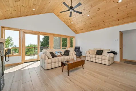 21 Passaconway Road Ossipee NH 03814