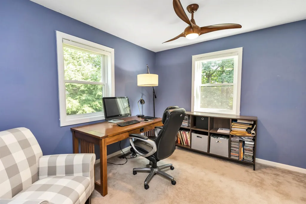 390 Currier Drive Manchester NH 03104
