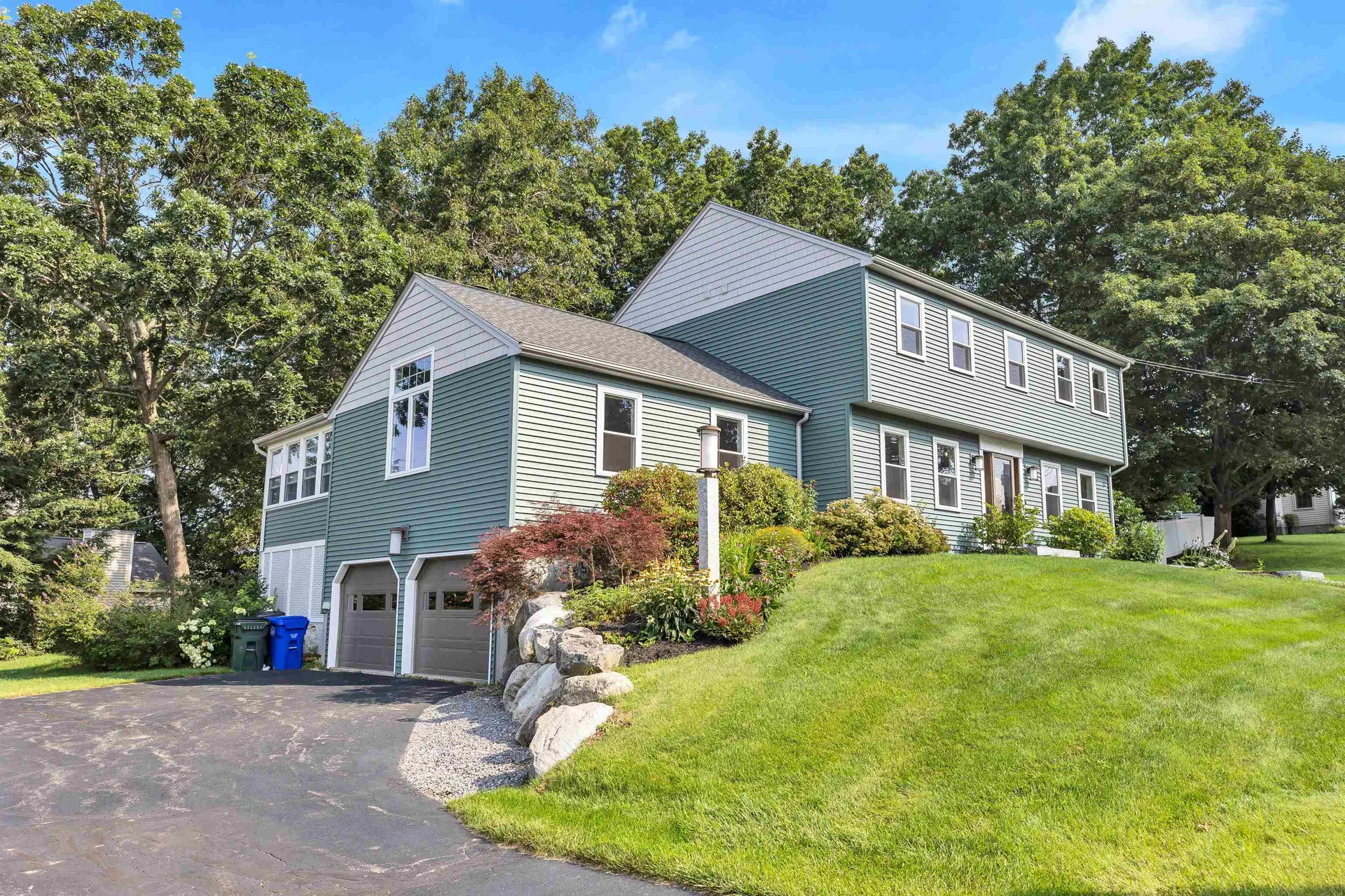 390 Currier Drive Manchester NH 03104