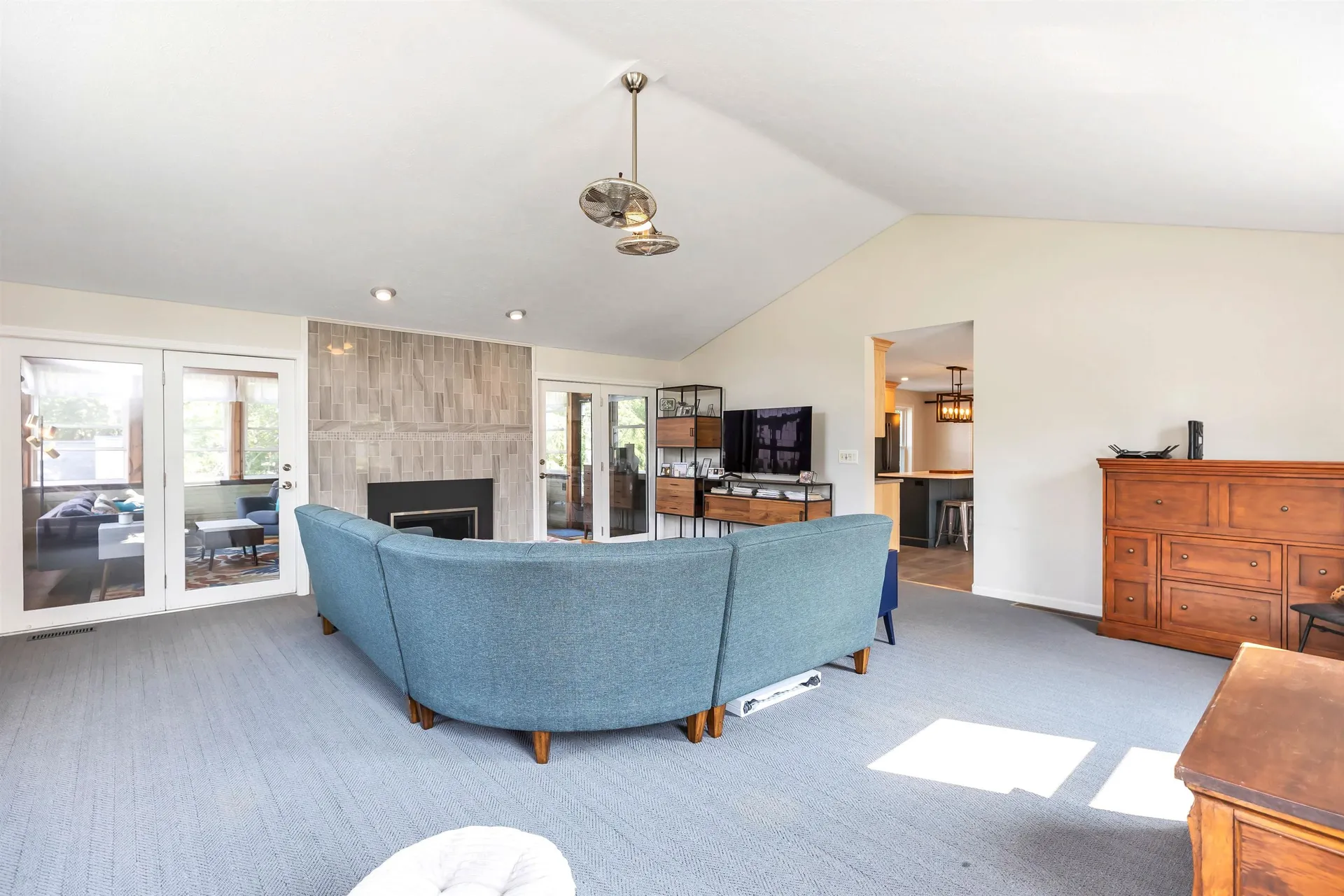 390 Currier Drive Manchester NH 03104