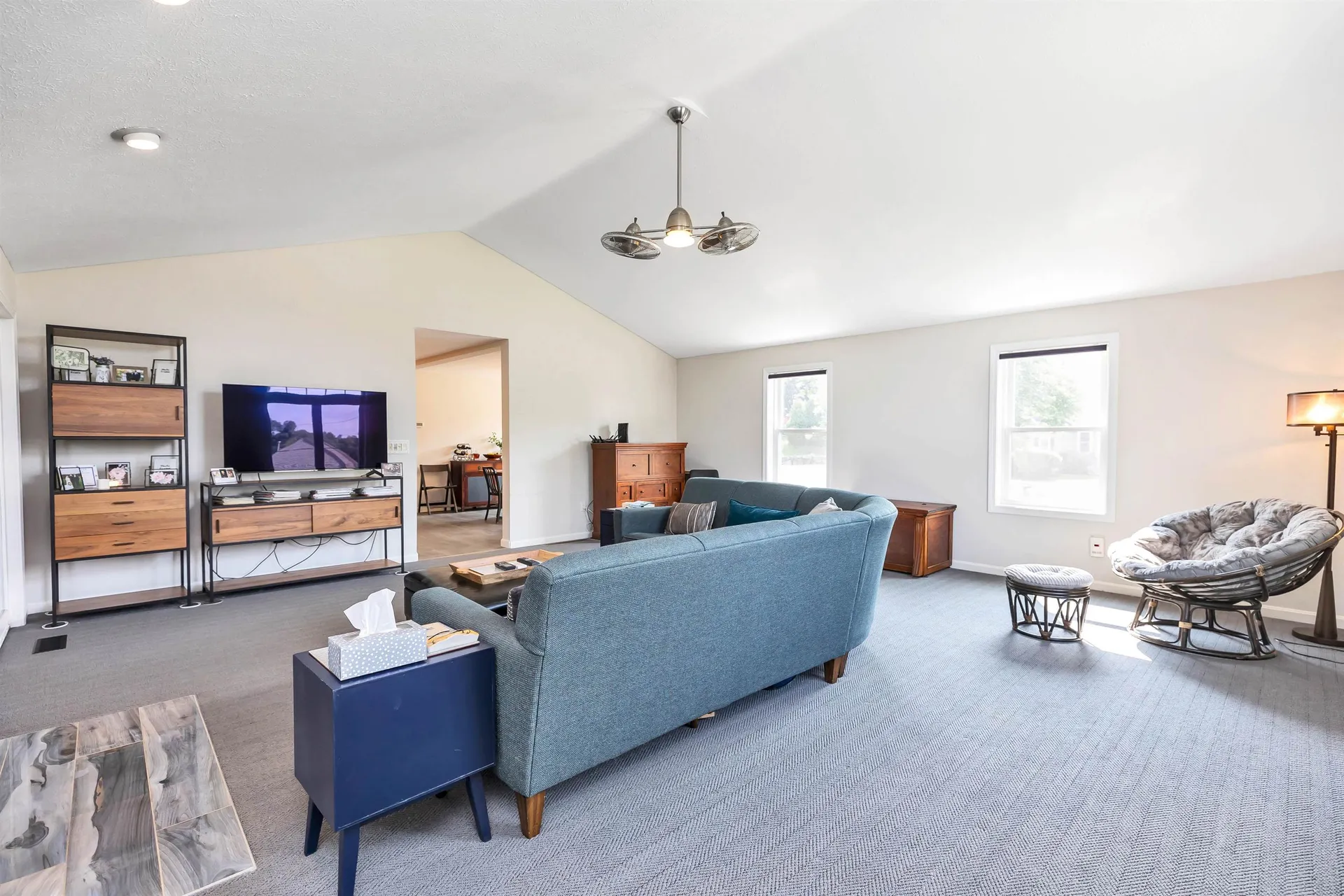 390 Currier Drive Manchester NH 03104
