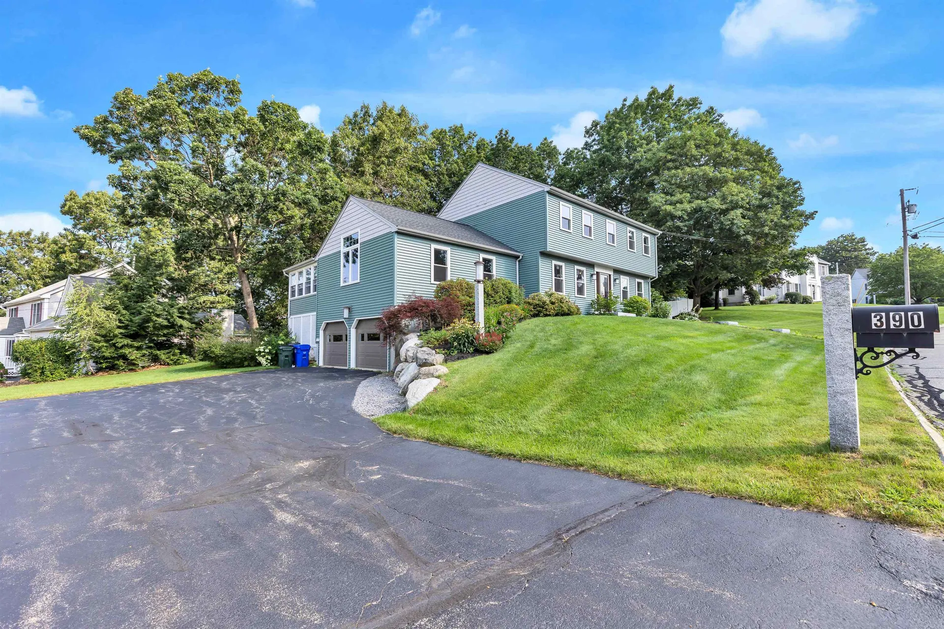 390 Currier Drive Manchester NH 03104