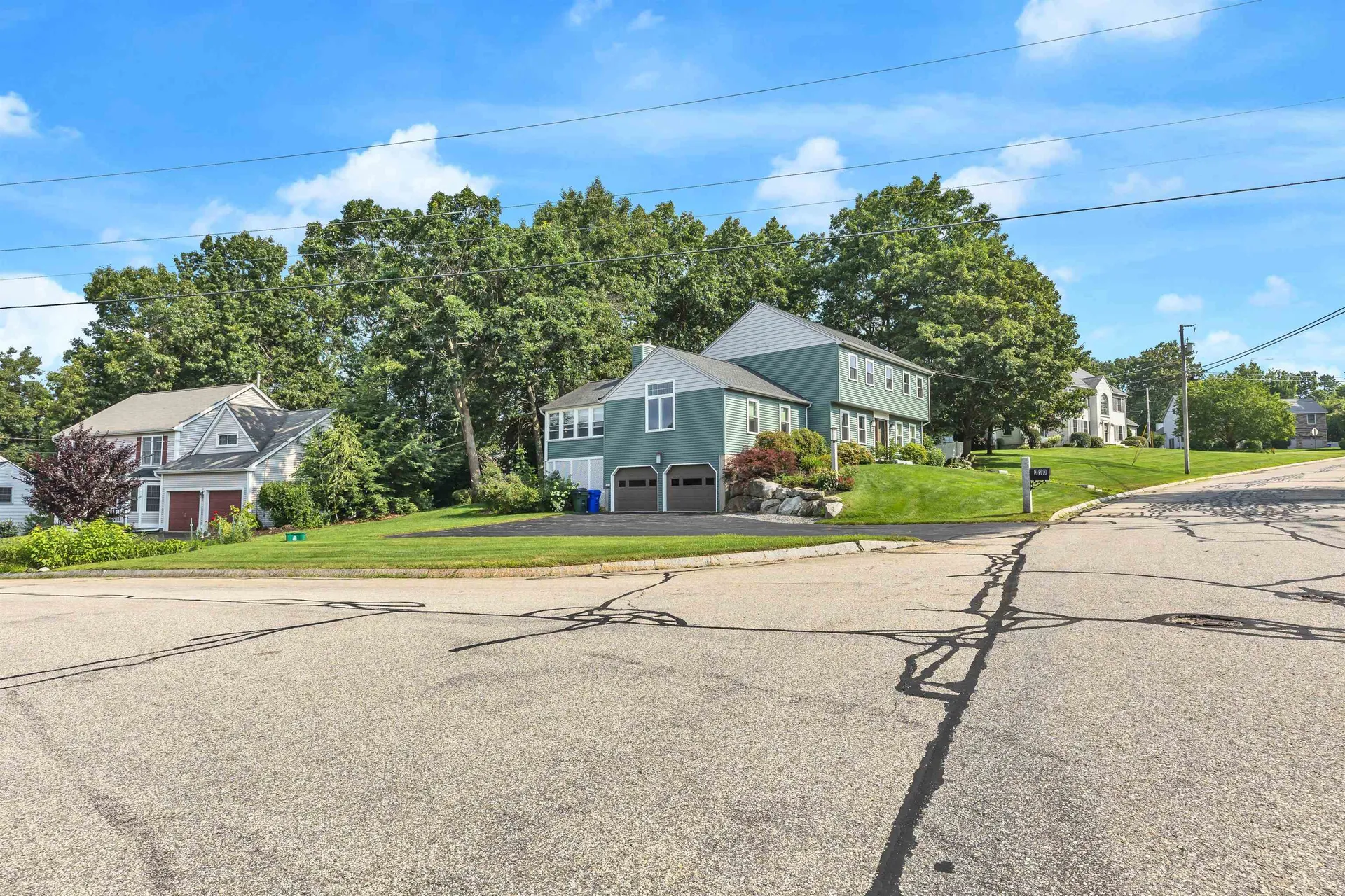 390 Currier Drive Manchester NH 03104
