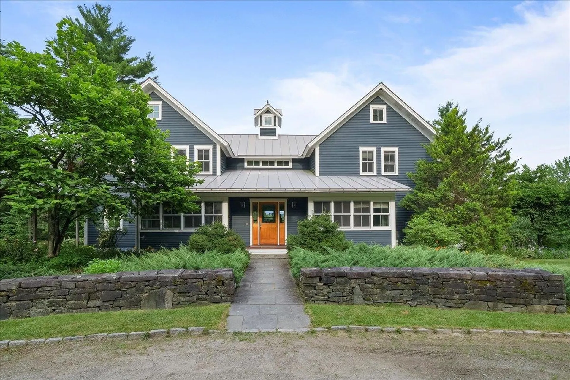 162 Skunk Hollow Road Jericho VT 05465-3033