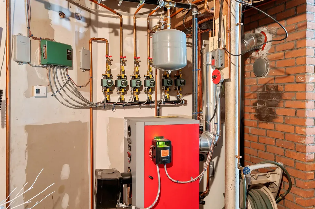 85 Franklin Street Barre City VT 05641