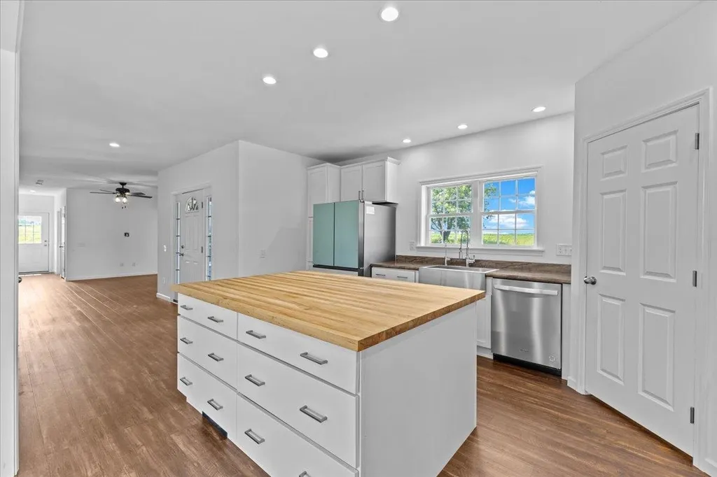 4818 Munger Street New Haven VT 05472