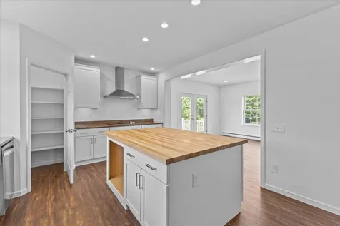 4818 Munger Street New Haven VT 05472