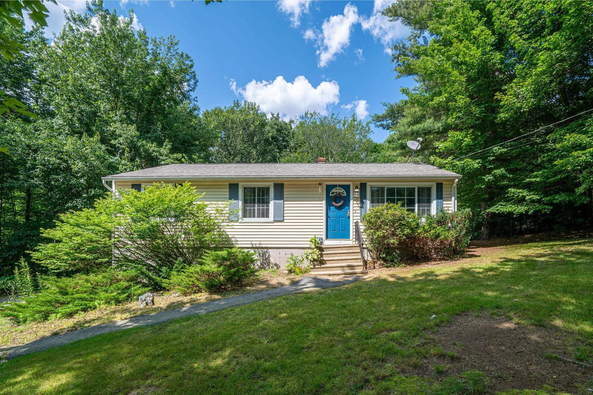 225 Main Street Sandown NH 03873