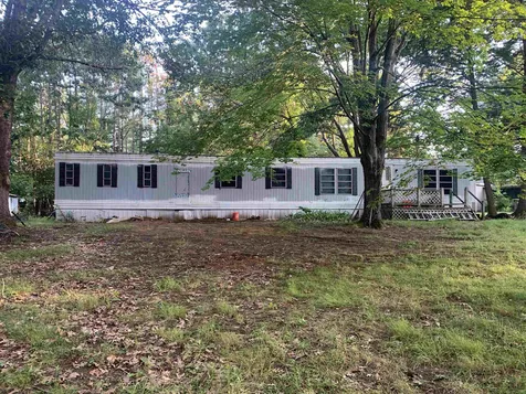 9 Bunker Lane Madbury NH 03823