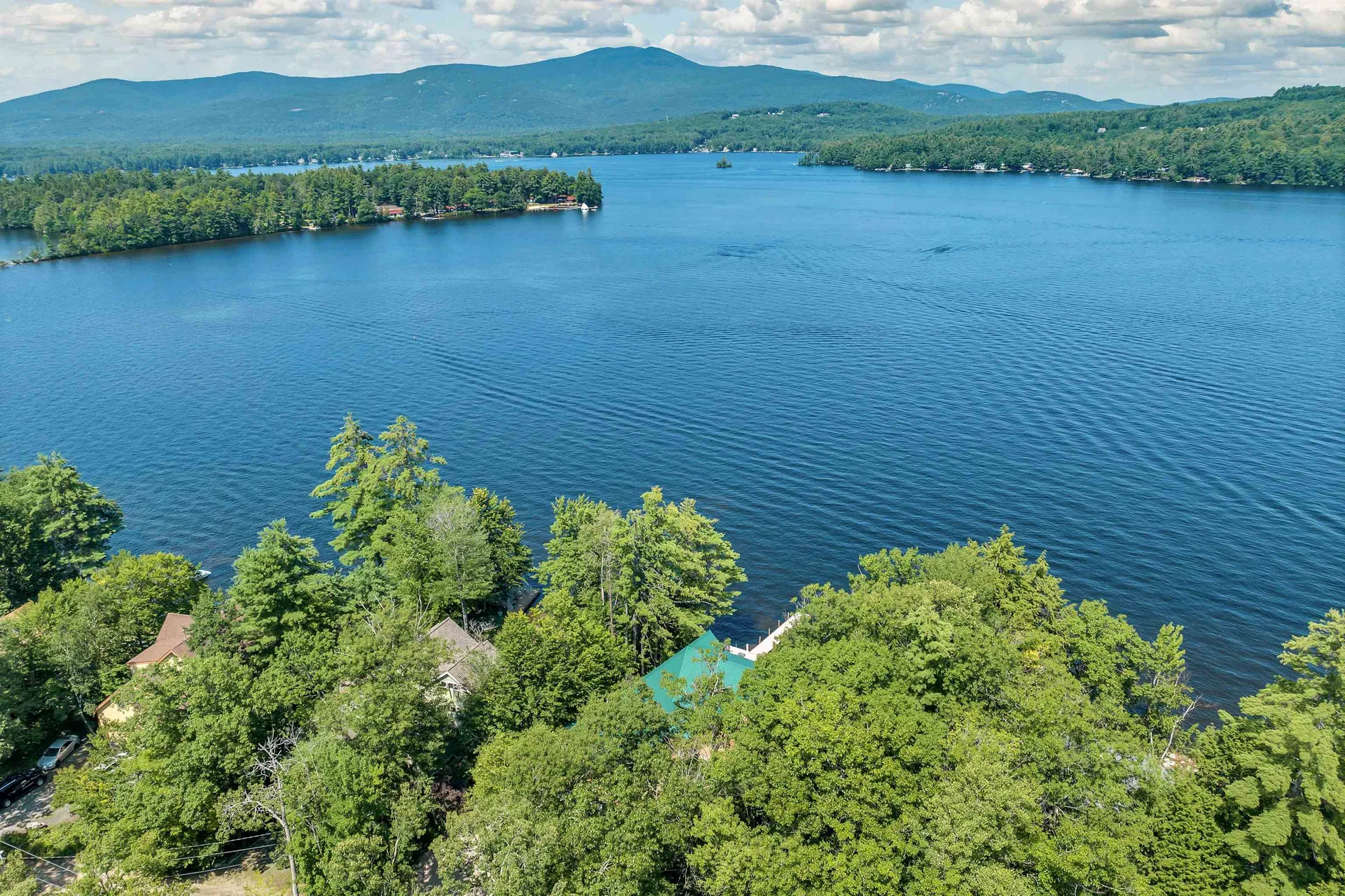 32 Spectacle Circle Moultonborough NH 03254