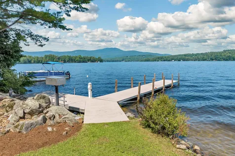 32 Spectacle Circle Moultonborough NH 03254