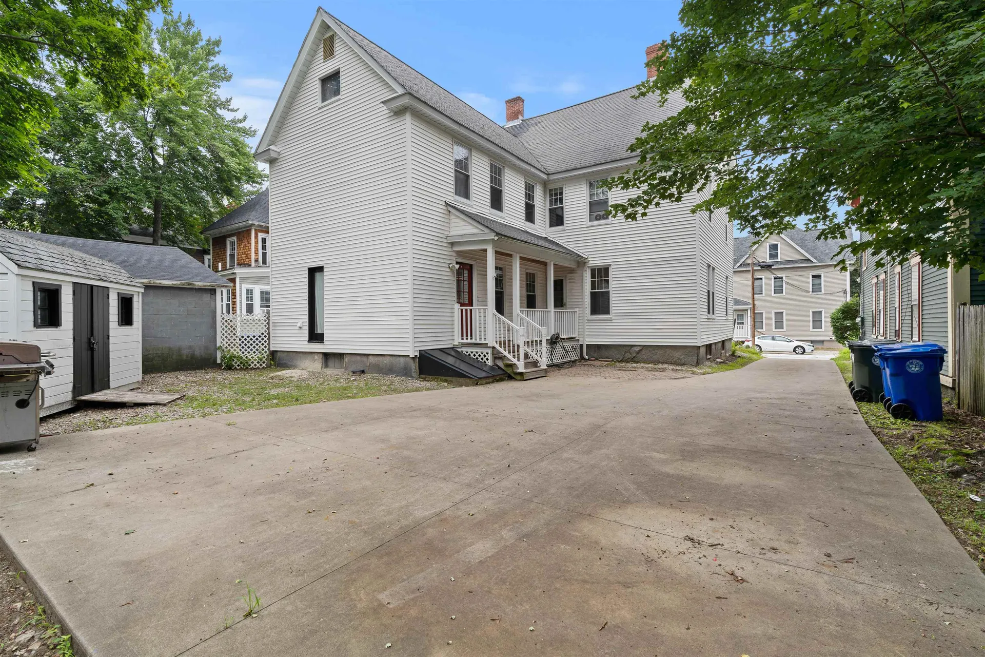14 Everett Street Manchester NH 03104