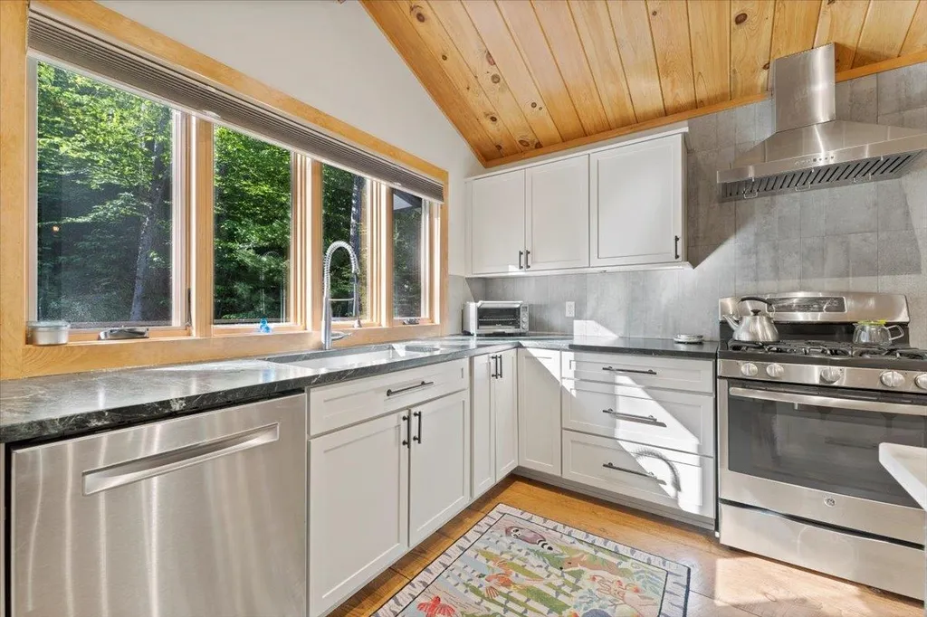 1223 Cole Pond Road Jamaica VT 05343