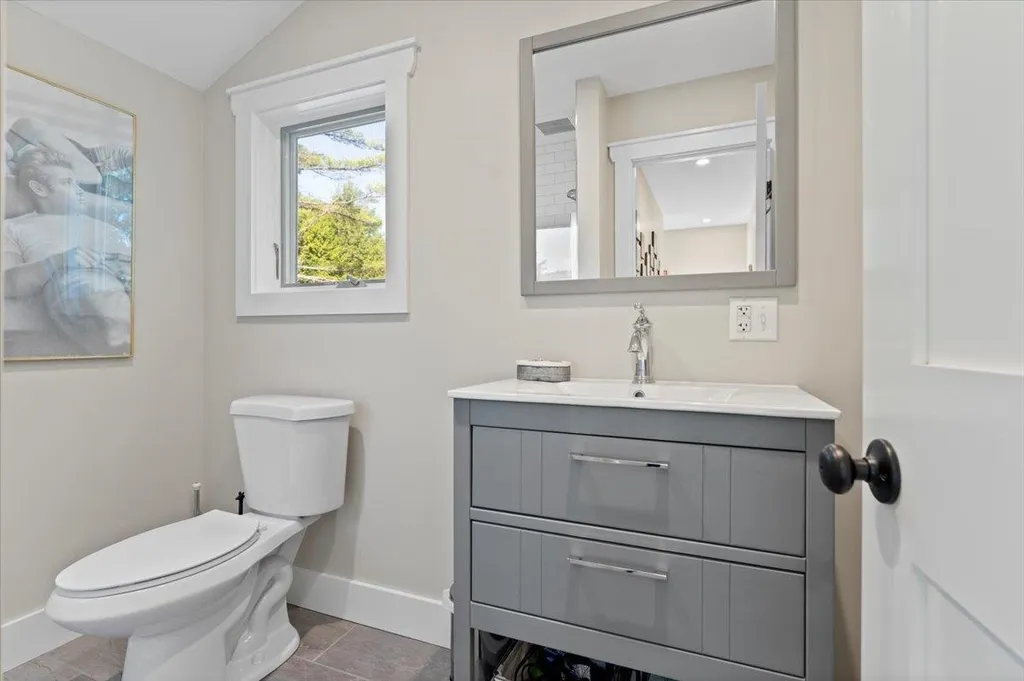 1223 Cole Pond Road Jamaica VT 05343