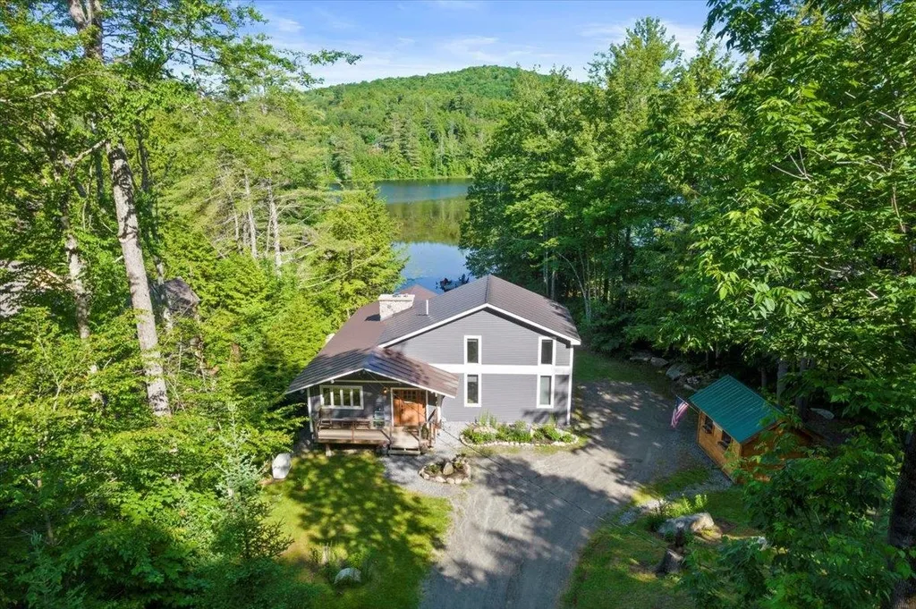 1223 Cole Pond Road Jamaica VT 05343