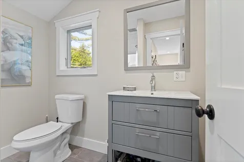 1223 Cole Pond Road Jamaica VT 05343