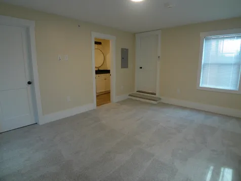 553 Islington Street Portsmouth NH 03801